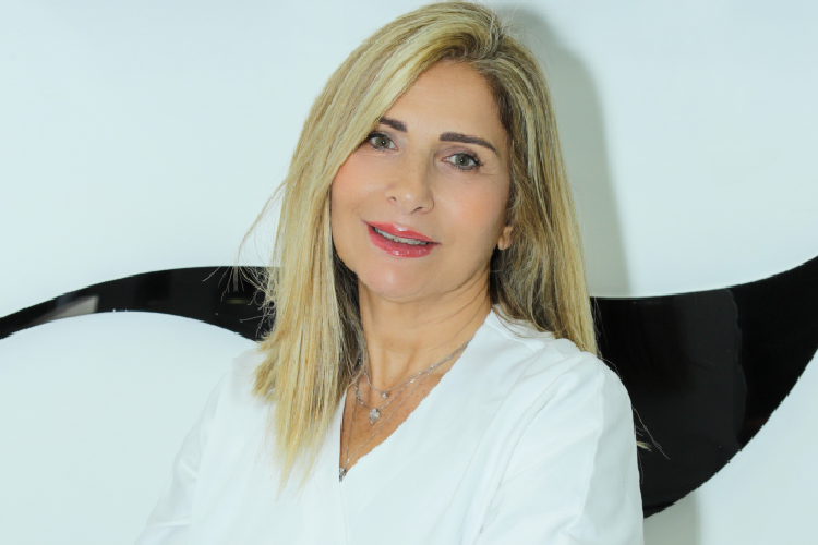 Ricostruzione unghie Napoli